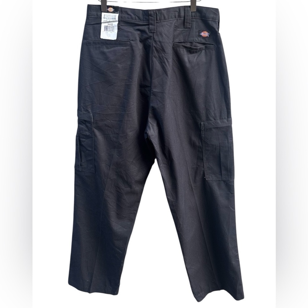 NWT Dickies Men's Black Relaxed Fit Cargo Work Pants 34x32 - Picture 3 of 6